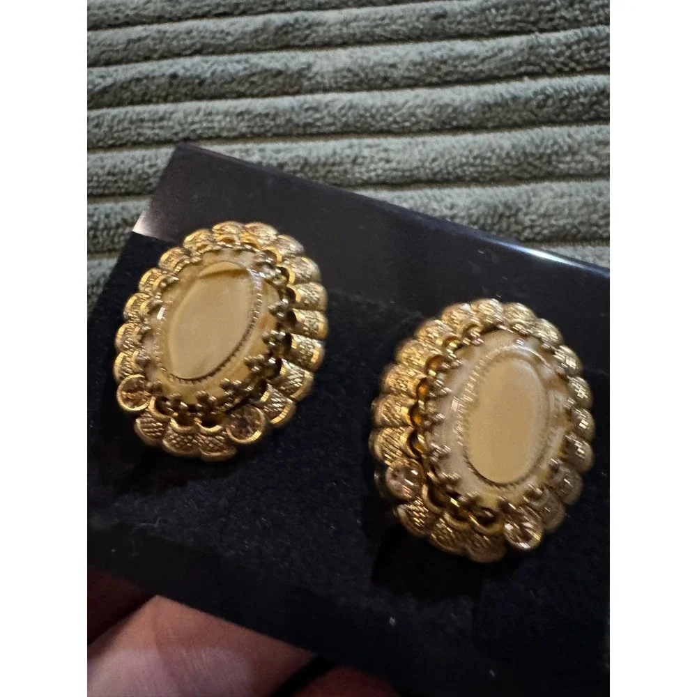 Vintage W. Germany Gold Tone Oval‎ Clip On Earrings Elegant Rhinestone Accents